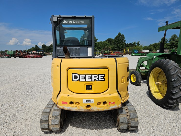 2019-deere-60g-image-16