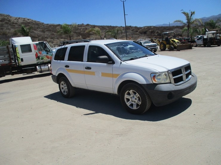 2008-dodge-durango-image-2