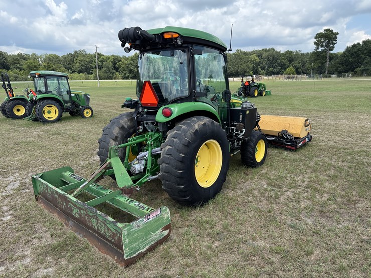 john-deere-4052r-image-7