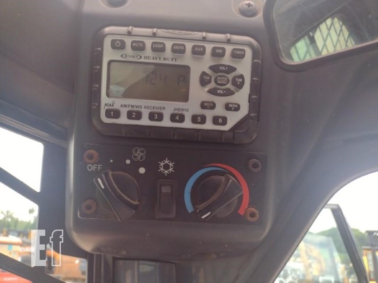 2019-takeuchi-tl6r-image-8