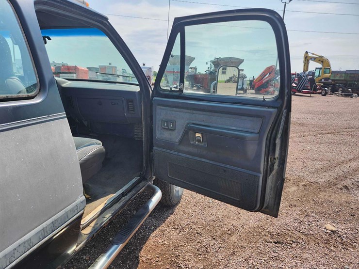1993-dodge-w350-image-13