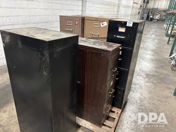 file-cabinets-(dr11845)-image-1