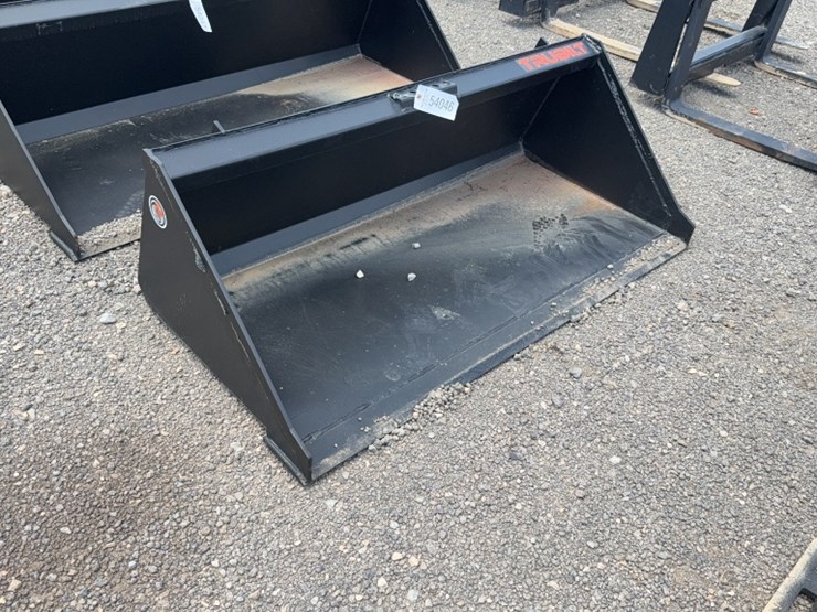 #2055-•-trubilt-60"-skid-steer-smooth-bucket-image-2
