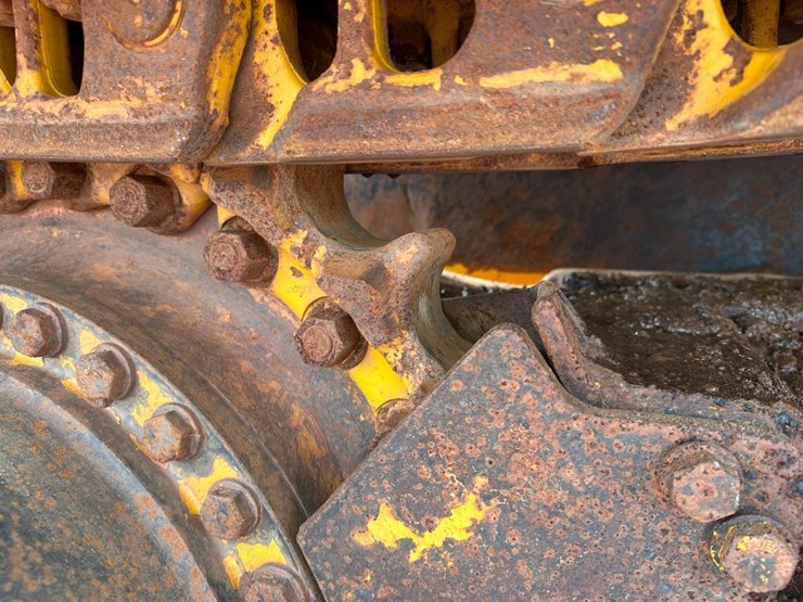 2007-komatsu-d51px-22-image-21