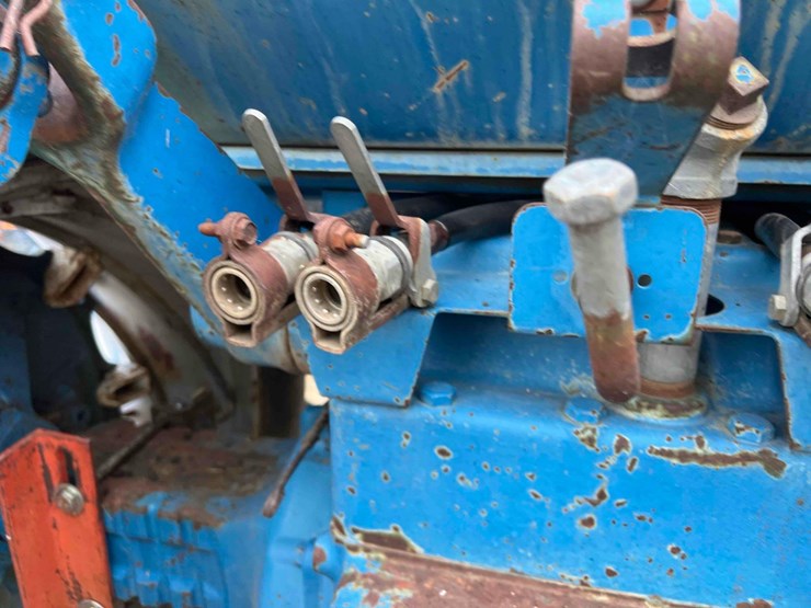 ford-8000-image-21
