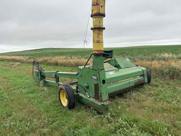 john-deere-3960-image-1