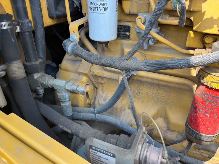 john-deere-644-image-28