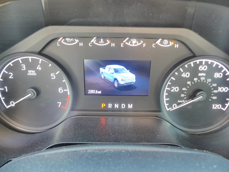 2022-ford-f150-xl-image-13