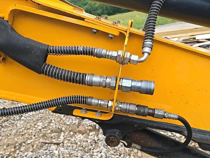 jcb-67c-1-image-18