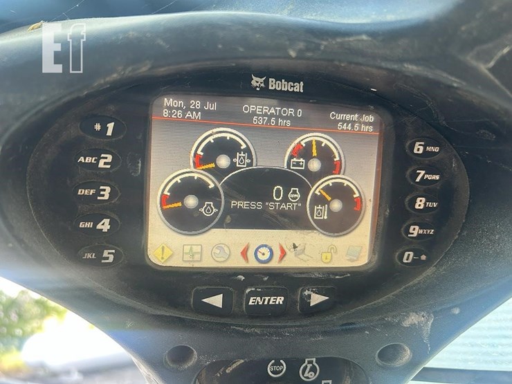 2012-bobcat-s750-image-11