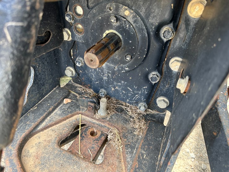 2005-john-deere-5205-image-16