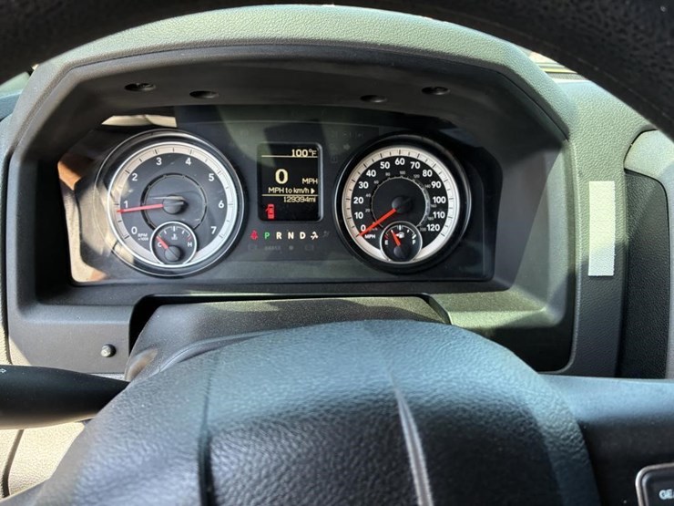 2016-dodge-ram-1500-image-14