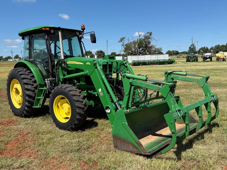 2011-john-deere-6115d-image-1