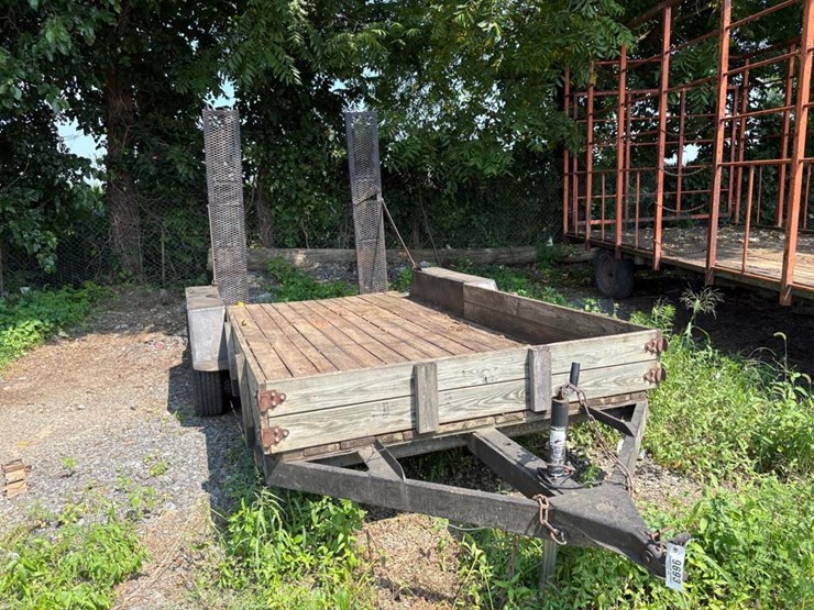 flatbed-trailer-w/title-image-3