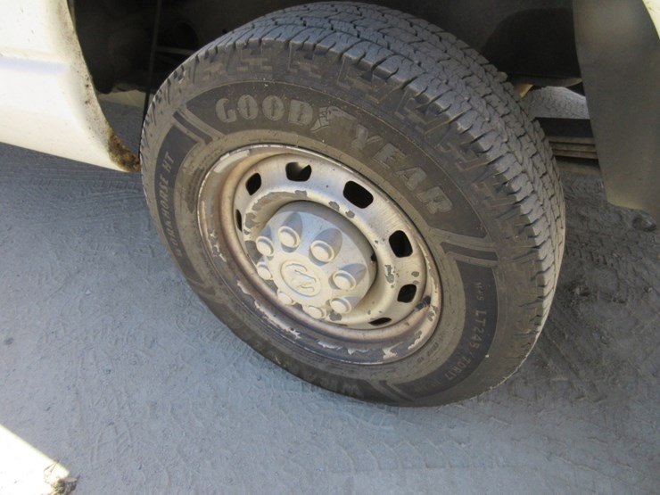 2005-dodge-ram-2500-image-17