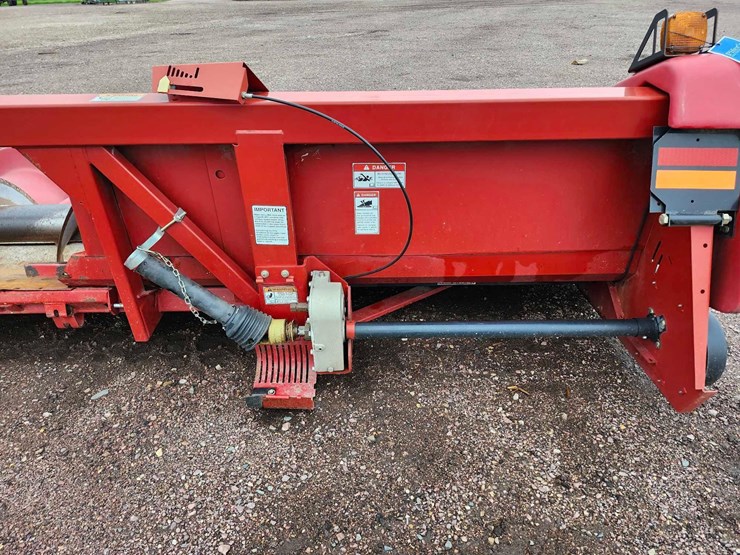 2008-case-ih-3208-image-11
