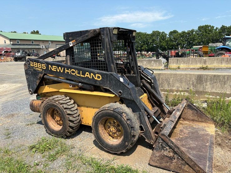 1998-new-holland-lx885-image-2