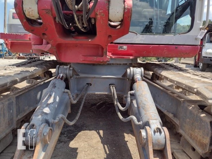 takeuchi-tb1140-image-24