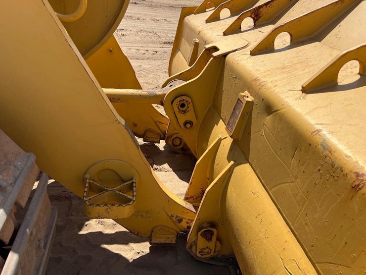 2004-caterpillar-963c-image-28