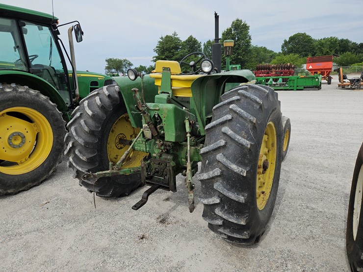 1967-john-deere-3020-image-12