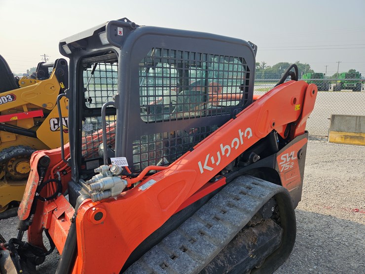 2022-kubota-svl75-2-image-13