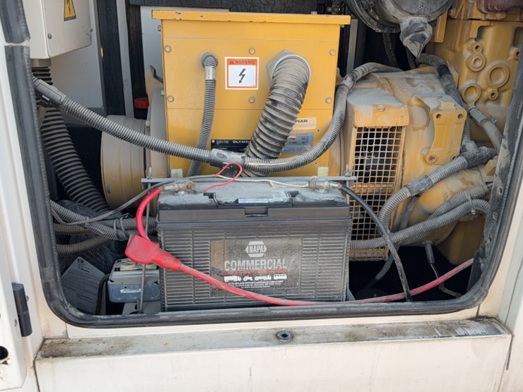 #2093-•-2005-123-30kw-towable-generator-image-7