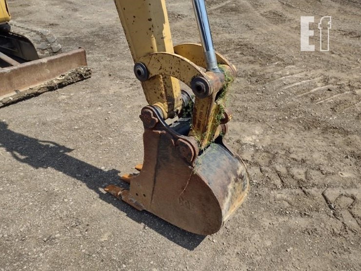 2014-caterpillar-303.5e-cr-image-18