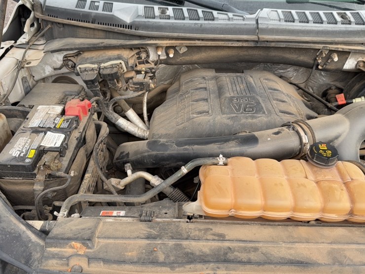 2016-ford-f150-image-22