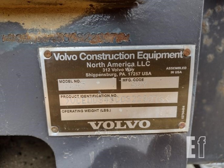2014-volvo-sd45-image-5