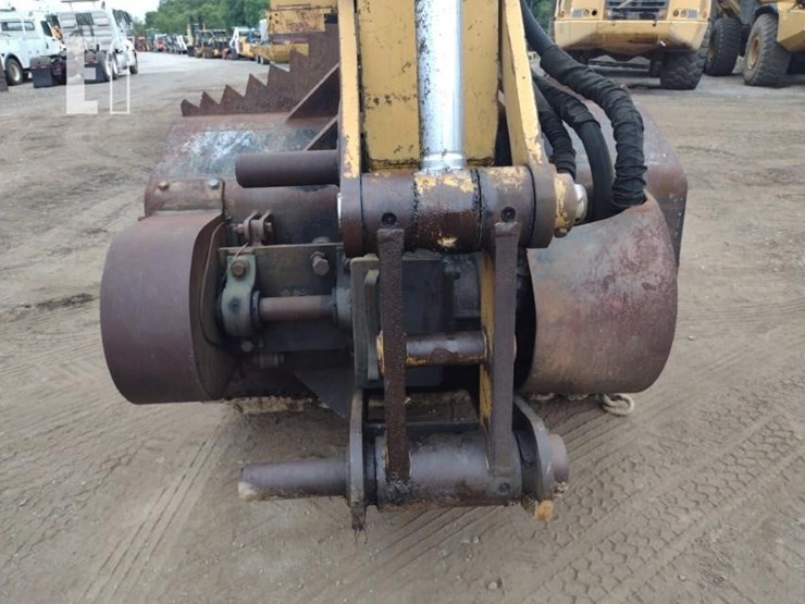 caterpillar-322l-image-18