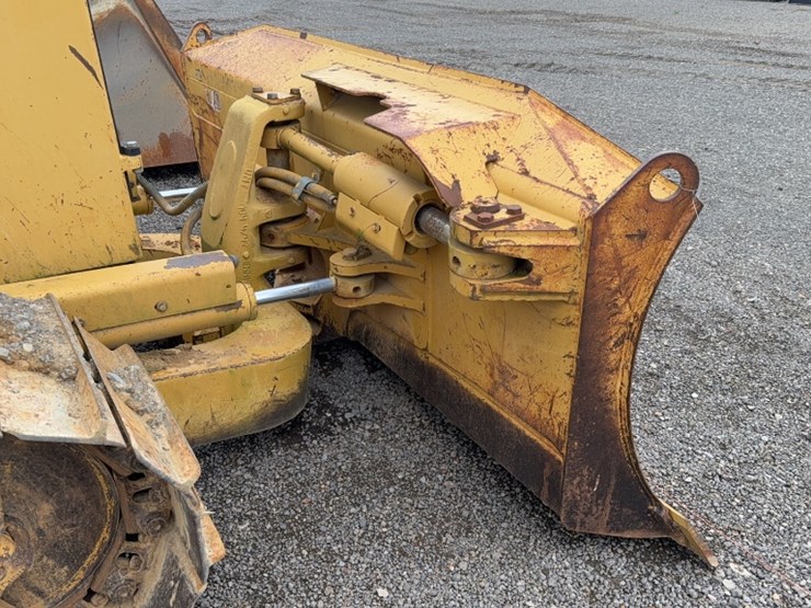 caterpillar-d5m-image-4