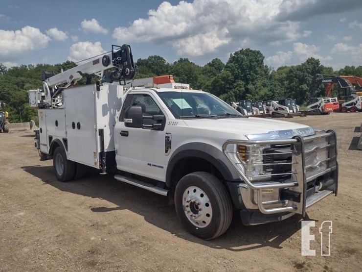 2018-ford-f550-image-39