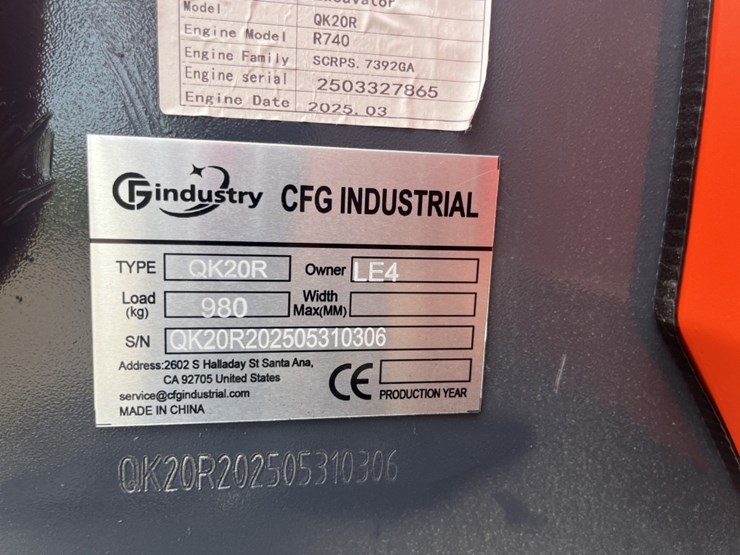 cfg-qk20r-mini-excavator-image-10