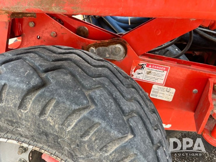 2019-kuhn-gladiator-1205-strip-till-bar-(jn2501,-unit-tb12)-image-32