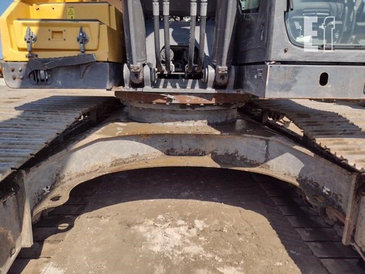 2018-volvo-ec250el-image-19