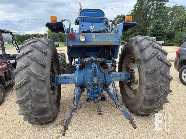 ford-7700-image-6