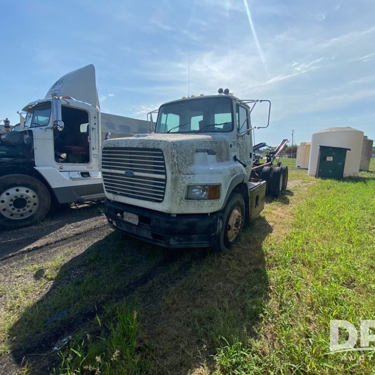 1995 FORD L9000
