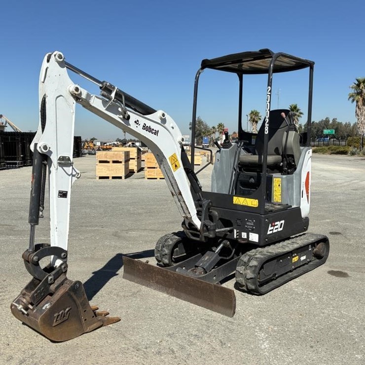 2020 BOBCAT E20