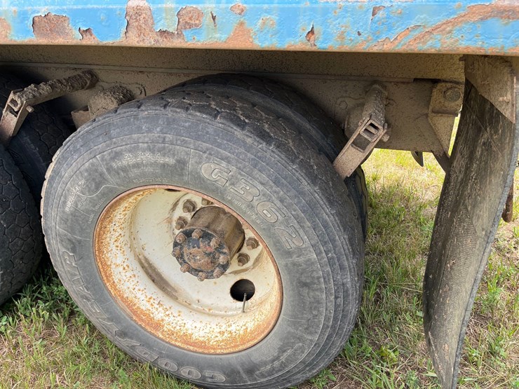 ford-l9000-image-19