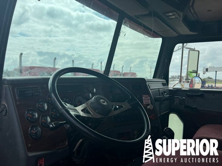 2012-western-star-4900-image-6