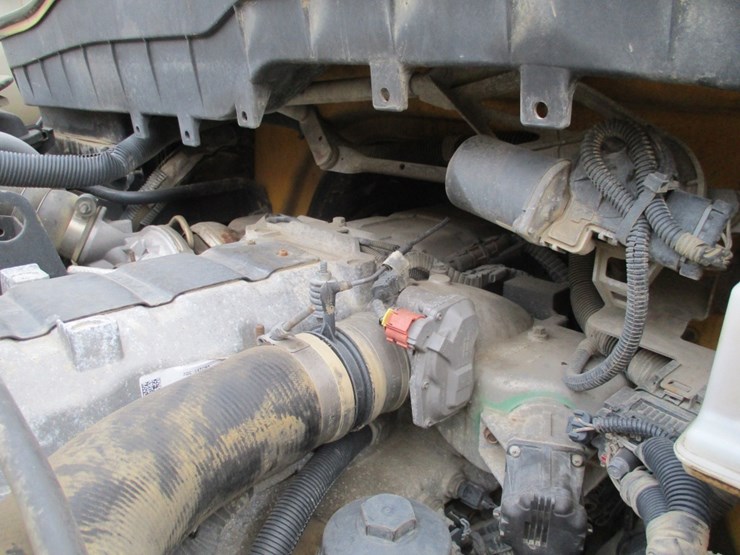 2013-international-durastar-4300-image-24