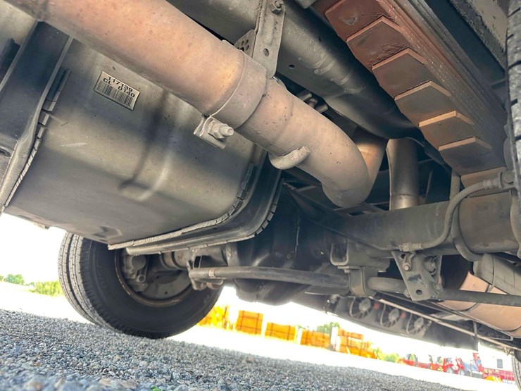 2017-ford-e450-image-10