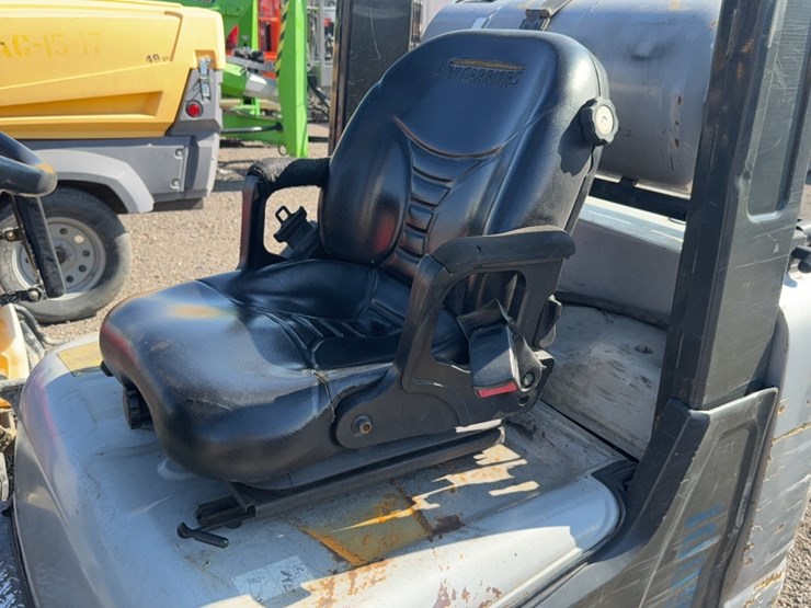 #2090-•-nissan-50-lp-forklift-image-13