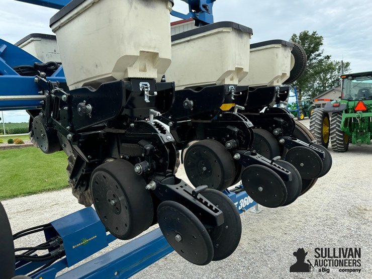 2018-kinze-3600-image-16