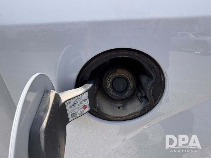 2016-ford-f150-xl-image-24
