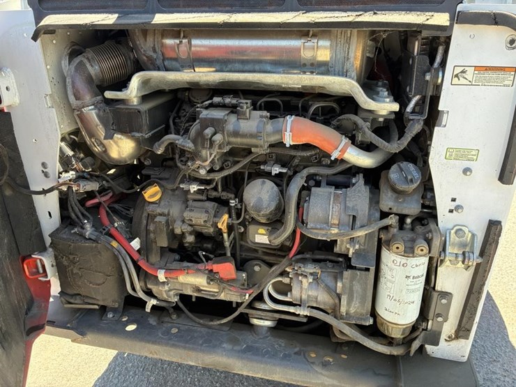 2022-bobcat-s770-image-7