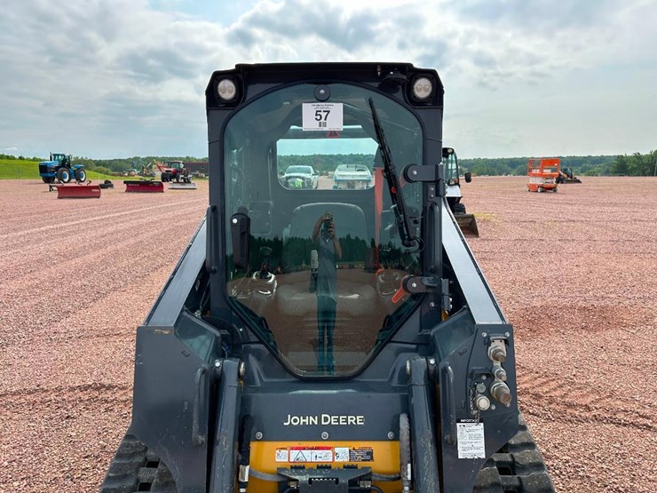 2023-deere-317g-image-17