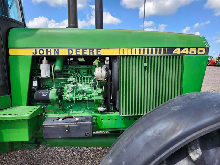 john-deere-4450-image-8