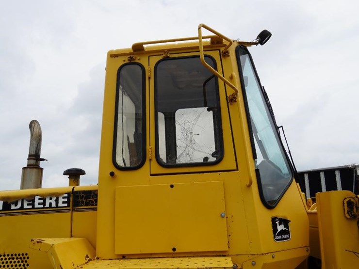 deere-444g-image-25