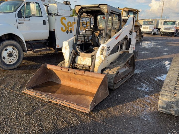2019-bobcat-t595-image-1